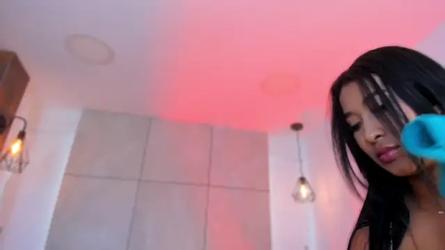 Snapshot of BellaHarllow chatting on May 14, 8:04 pm BellaHarllow online show from May 14, 8:04 pm