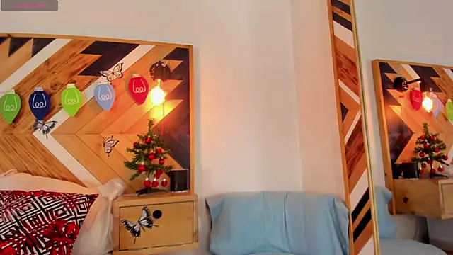 Snapshot of Kathaleiya_Ozz chatting on December 2, 8:37 pm Kathaleiya Ozz online show from December 2, 8:37 pm