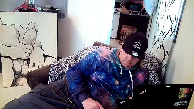 Mic Oxinner online show from January 1, 5:00 pm