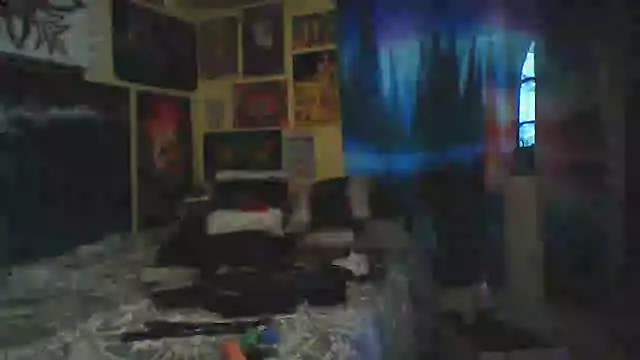 Snapshot of Mic_Oxinner chatting on June 30, 1:01 pm Mic Oxinner online show from June 30, 1:01 pm