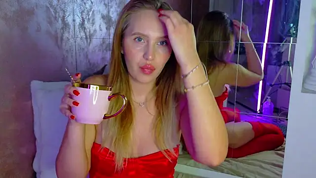 lexy a online show from November 14, 5:06 am