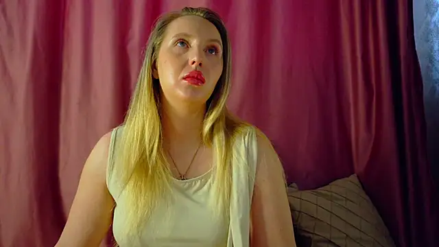 lexy a online show from May 25, 3:56 am