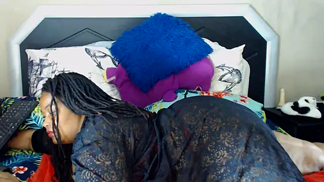 Snapshot of Bulkyyass chatting on March 15, 3:27 pm Bulkyyass online show from March 15, 3:27 pm