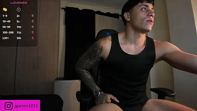 Snapshot of _joansoto chatting on March 2, 2:54 pm  joansoto online show from March 2, 2:54 pm