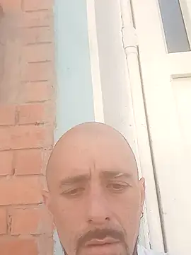 Snapshot of fire_menxxx001 chatting on December 15, 4:11 pm fire menxxx001 online show from December 15, 4:11 pm