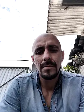 Snapshot of fire_menxxx001 chatting on February 17, 7:09 pm fire menxxx001 online show from February 17, 7:09 pm