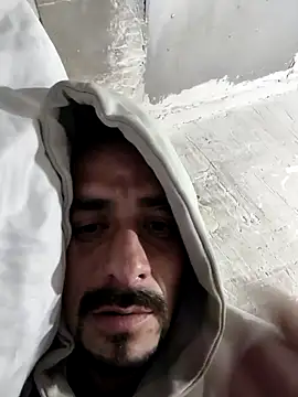 Snapshot of fire_menxxx001 chatting on February 24, 8:29 pm fire menxxx001 online show from February 24, 8:29 pm