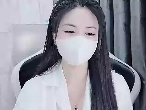 Snapshot of _Lygn__ chatting on January 20, 9:56 am Lygn online show from January 20, 9:56 am