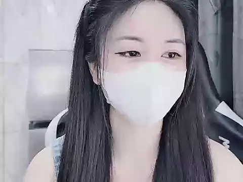Snapshot of _Lygn__ chatting on January 22, 10:18 am Lygn online show from January 22, 10:18 am