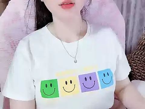 Snapshot of _Lygn__ chatting on September 12, 2:17 pm Lygn online show from September 12, 2:17 pm