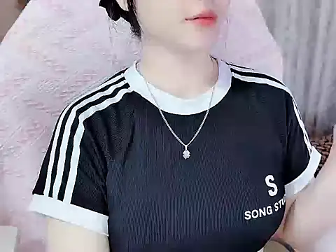Snapshot of _Lygn__ chatting on September 26, 11:53 pm Lygn online show from September 26, 11:53 pm