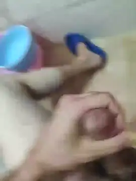 Snapshot of ssikerek23 chatting on September 13, 8:52 pm ssikerek23 online show from September 13, 8:52 pm