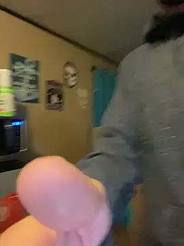 Snapshot of denverfwb chatting on January 25, 12:17 am denverfwb online show from January 25, 12:17 am