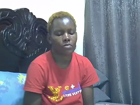 Snapshot of Divah_jojo chatting on May 11, 10:07 pm Divah jojo online show from May 11, 10:07 pm