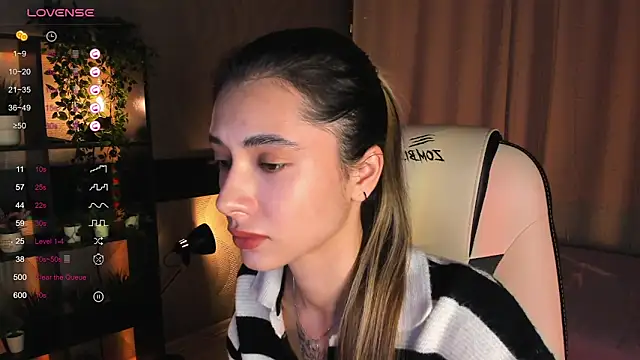 DarlaLike online show from November 22, 3:38 am