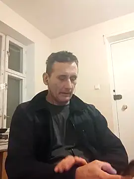 Snapshot of Viause_Kentauelle chatting on February 21, 7:43 pm Viause Kentauelle online show from February 21, 7:43 pm