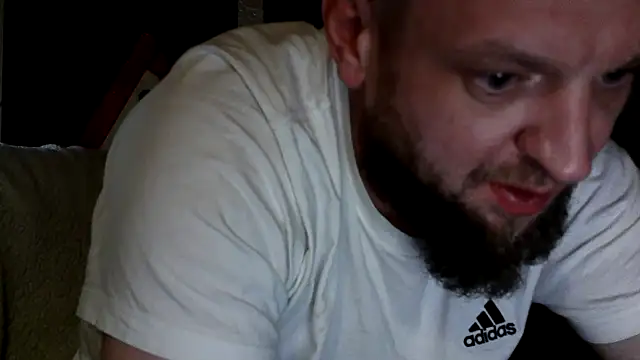 Snapshot of donhulio482 chatting on March 7, 12:26 am donhulio482 online show from March 7, 12:26 am