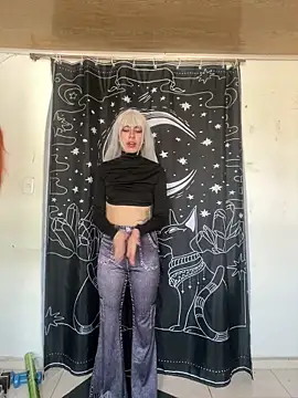 Snapshot of _Artemisa_X chatting on December 19, 6:04 pm Artemisa X online show from December 19, 6:04 pm