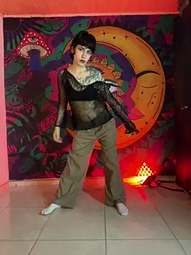 Snapshot of _Artemisa_X chatting on May 29, 1:25 am Artemisa X online show from May 29, 1:25 am