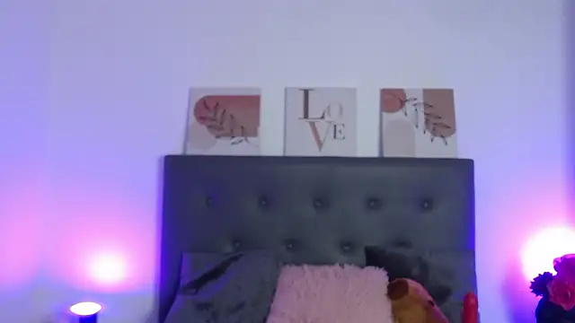 madisex s online show from February 22, 2:24 am