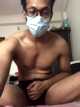 Snapshot of Zeuhorny chatting on September 24, 8:06 am Zeuhorny online show from September 24, 8:06 am