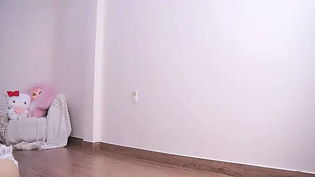 Snapshot of Miuzxc chatting on March 19, 4:14 am Miuzxc online show from March 19, 4:14 am