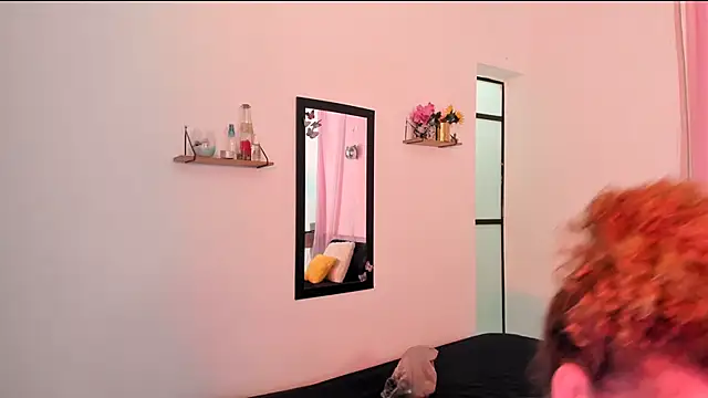 Zamu 1992 online show from January 11, 8:10 pm