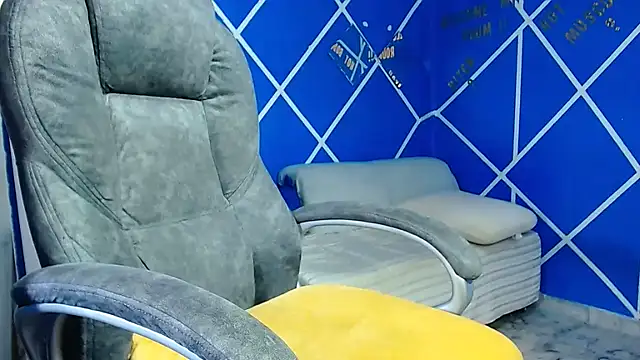 alexander megan online show from February 18, 4:04 am