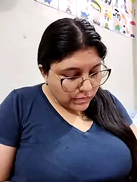 Snapshot of Addison_ValeryStar chatting on January 16, 12:23 am Addison ValeryStar online show from January 16, 12:23 am