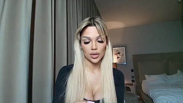 Snapshot of shayblonde chatting on March 20, 7:30 pm shayblonde online show from March 20, 7:30 pm