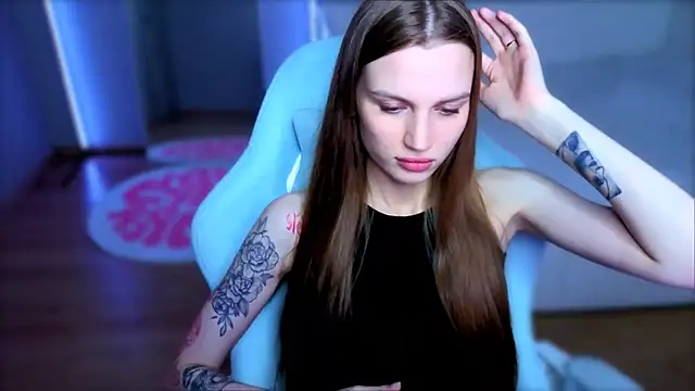 Snapshot of StellaLawless chatting on June 15, 8:22 pm StellaLawless online show from June 15, 8:22 pm