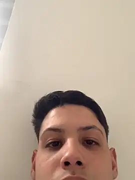 Snapshot of matheuszk_007 chatting on October 18, 5:14 pm matheuszk 007 online show from October 18, 5:14 pm