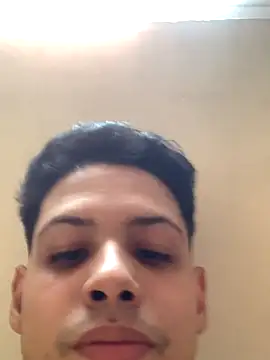 Snapshot of matheuszk_007 chatting on November 12, 8:19 pm matheuszk 007 online show from November 12, 8:19 pm