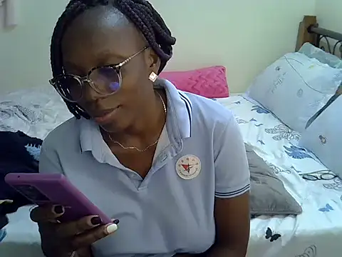 Sweet Bear online show from November 12, 5:35 pm