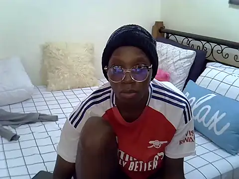 Sweet Bear online show from March 1, 6:26 am