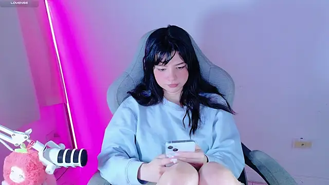 stephybrown online show from June 6, 12:38 am