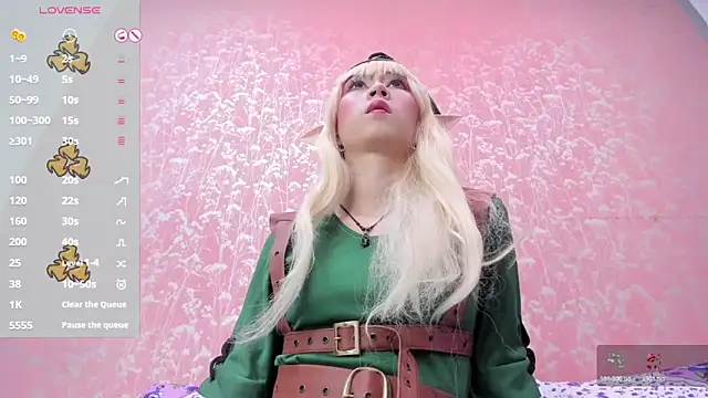 NEZUKO MITSURI online show from April 25, 12:08 pm