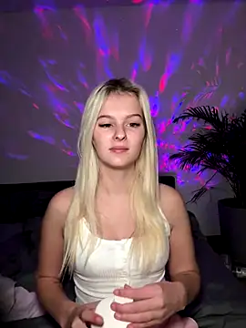 Allylove03 online show from December 5, 5:26 am