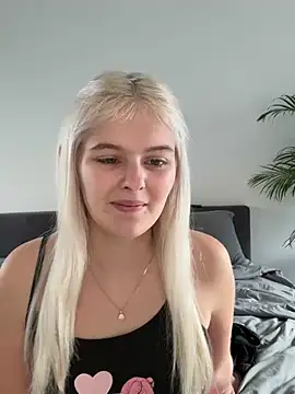 Allylove03 online show from December 30, 9:59 am