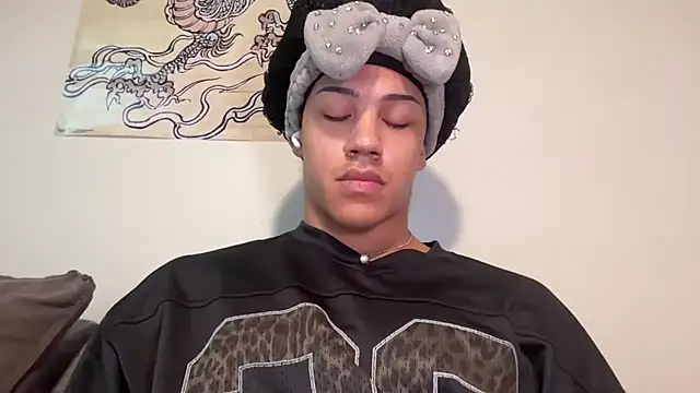 Snapshot of tsjaden777 chatting on October 23, 4:39 pm tsjaden777 online show from October 23, 4:39 pm