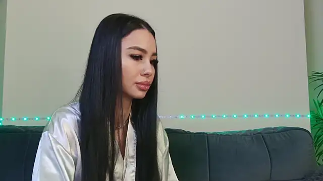 Snapshot of OnlyXandra chatting on February 25, 6:58 am OnlyXandra online show from February 25, 6:58 am