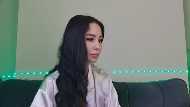 Snapshot of OnlyXandra chatting on March 14, 7:15 am OnlyXandra online show from March 14, 7:15 am