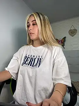 emma oxford online show from February 3, 8:35 pm