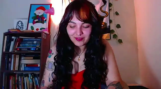 sweetiee mary online show from December 10, 6:11 am