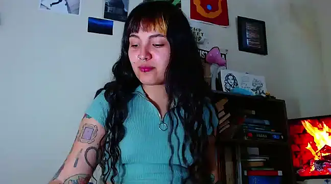 sweetiee mary online show from March 16, 5:39 pm