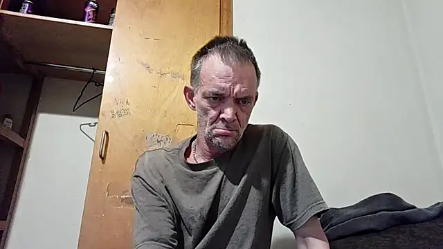 Snapshot of TooFknHorny7676@xh chatting on May 13, 6:33 am TooFknHorny7676xh online show from May 13, 6:33 am