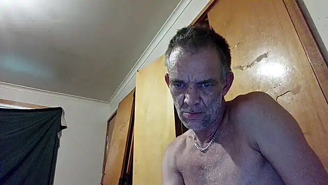 Snapshot of TooFknHorny7676@xh chatting on May 16, 10:19 pm TooFknHorny7676xh online show from May 16, 10:19 pm