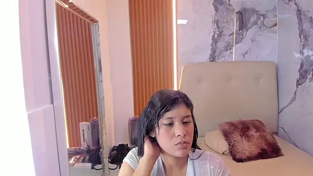 LAILAMORFY online show from July 25, 12:25 pm