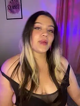 Snapshot of Ari_Martin chatting on January 20, 4:21 am Ari Martin online show from January 20, 4:21 am