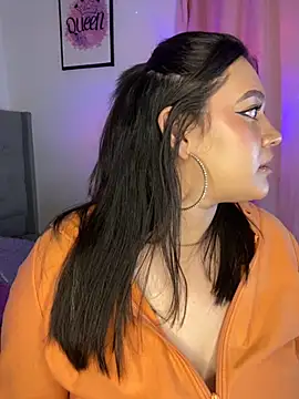 Snapshot of Ari_Martin chatting on October 8, 4:10 am Ari Martin online show from October 8, 4:10 am